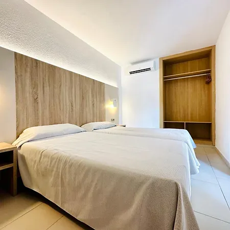 アパルタメントス ジェット 大人専用 3*